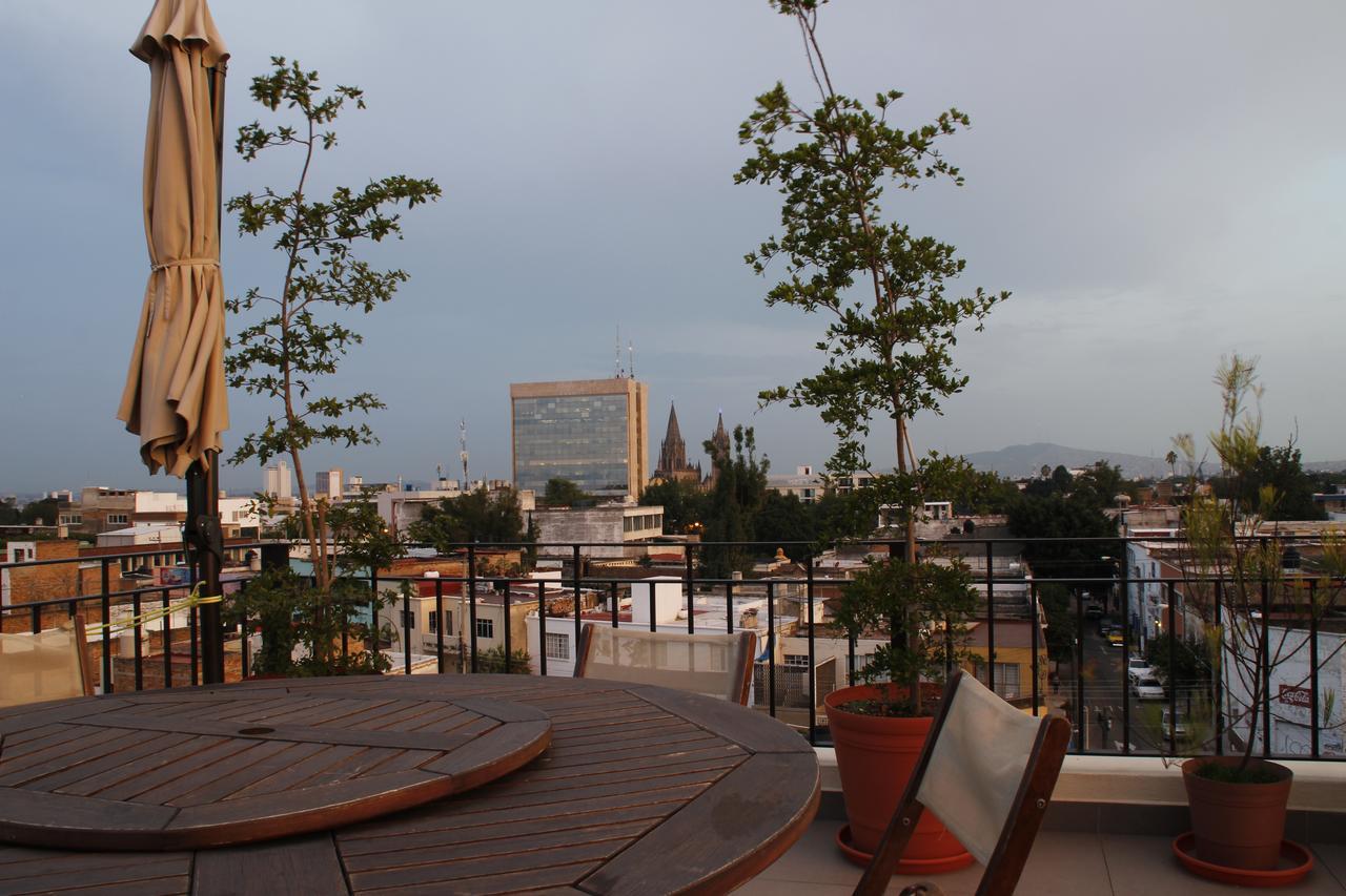 Suites Chapultepec غوادالاجارا المظهر الخارجي الصورة