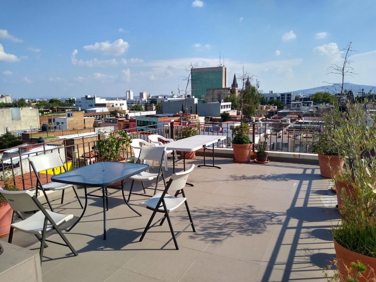 Suites Chapultepec غوادالاجارا المظهر الخارجي الصورة